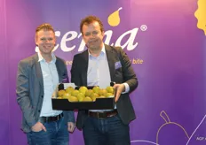 Raijmond van Ojen en Bernd Feenstra van Xenia / van Rijn de Bruyn. Op de Fruit Logistica lanceren zij de nieuwe website.